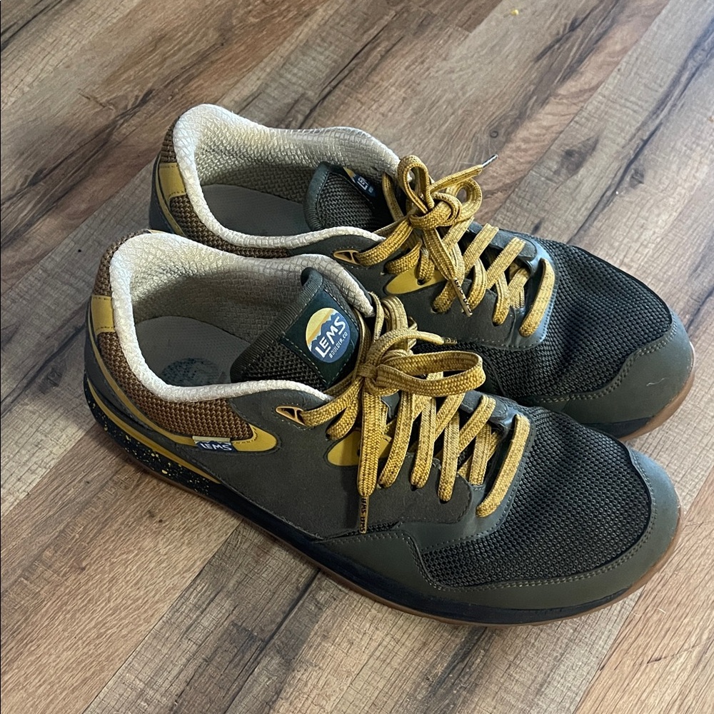 Lems hiking sneakers